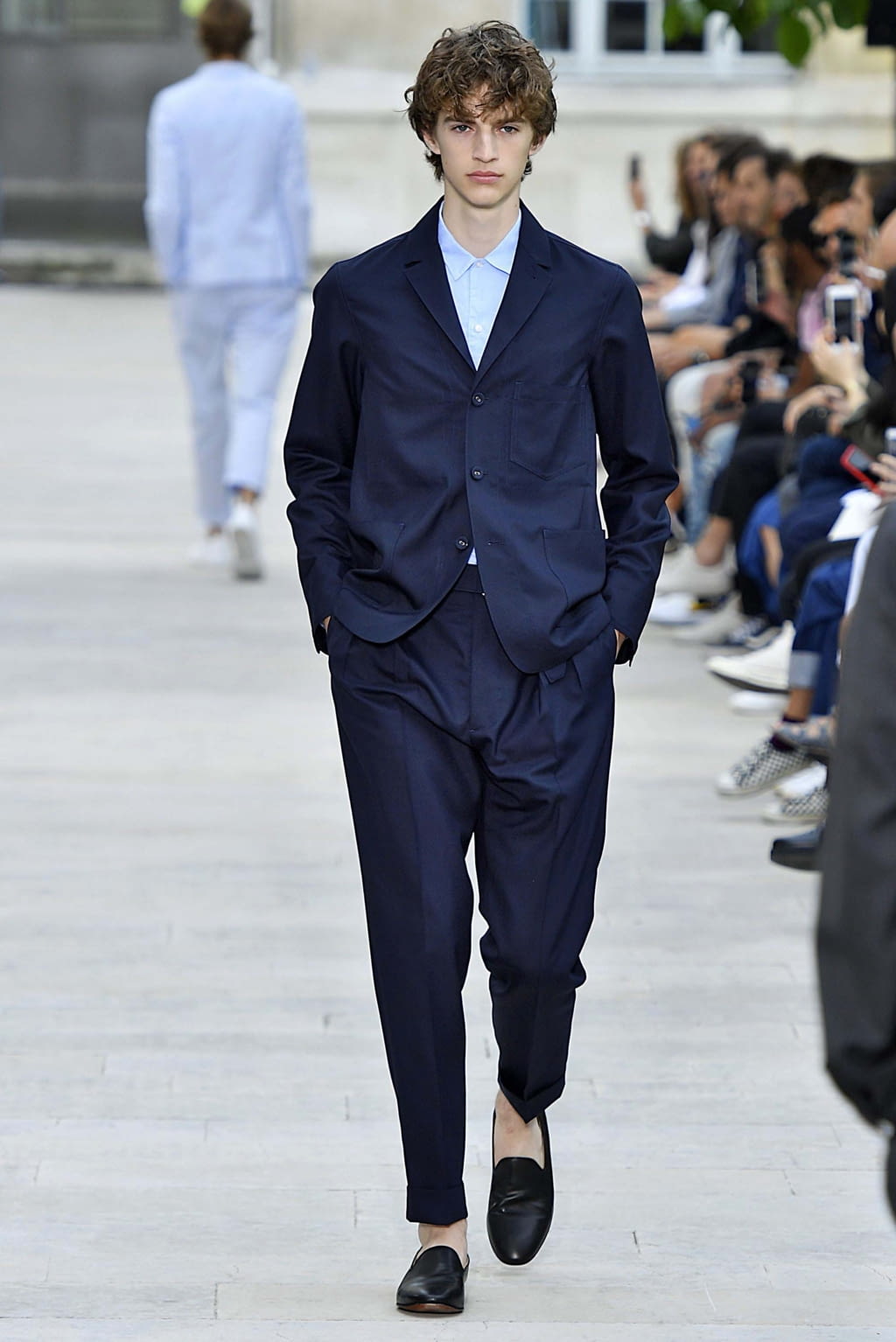 Fashion Week Paris Spring/Summer 2019 look 5 from the Officine Générale collection menswear