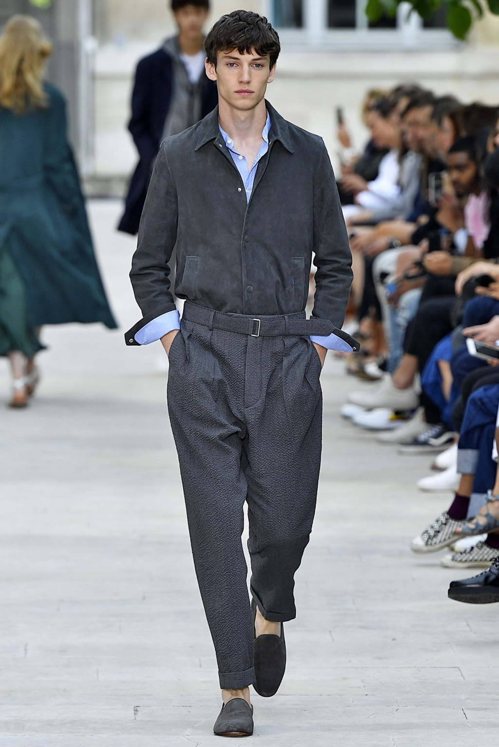 Fashion Week Paris Spring/Summer 2019 look 9 from the Officine Générale collection menswear