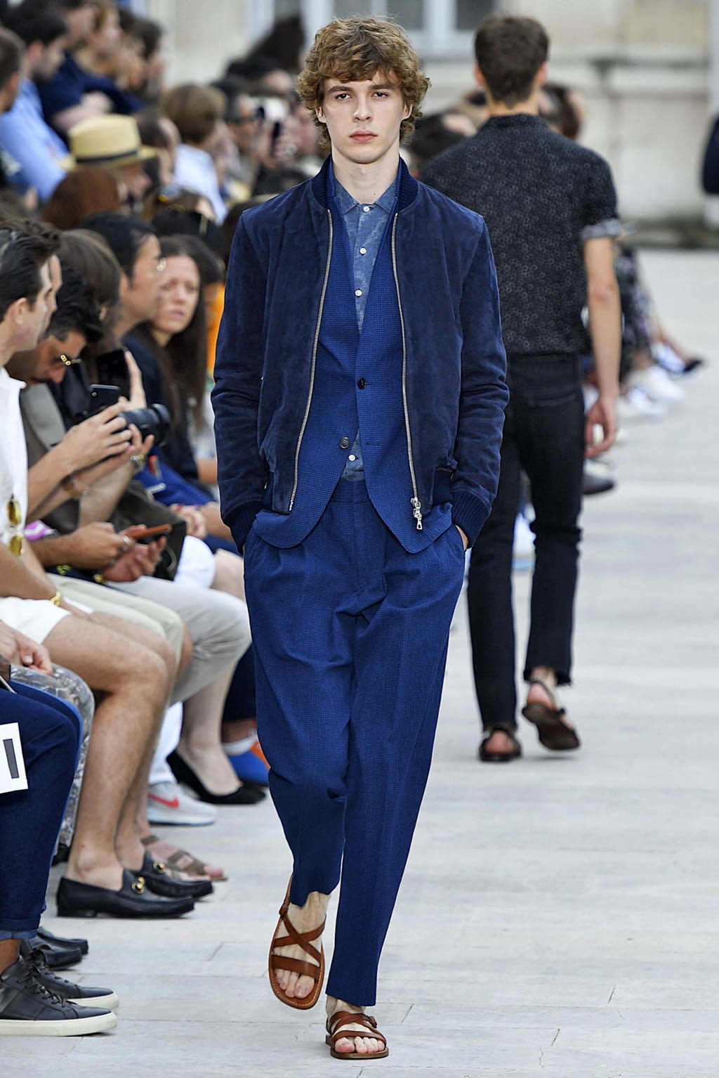 Fashion Week Paris Spring/Summer 2019 look 21 from the Officine Générale collection menswear