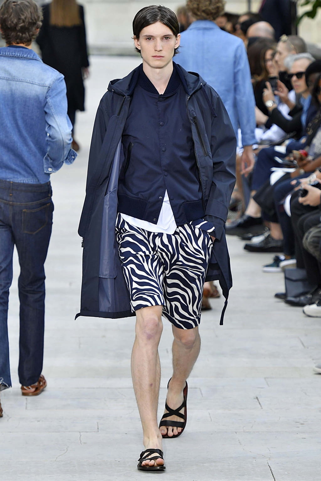 Fashion Week Paris Spring/Summer 2019 look 25 from the Officine Générale collection menswear