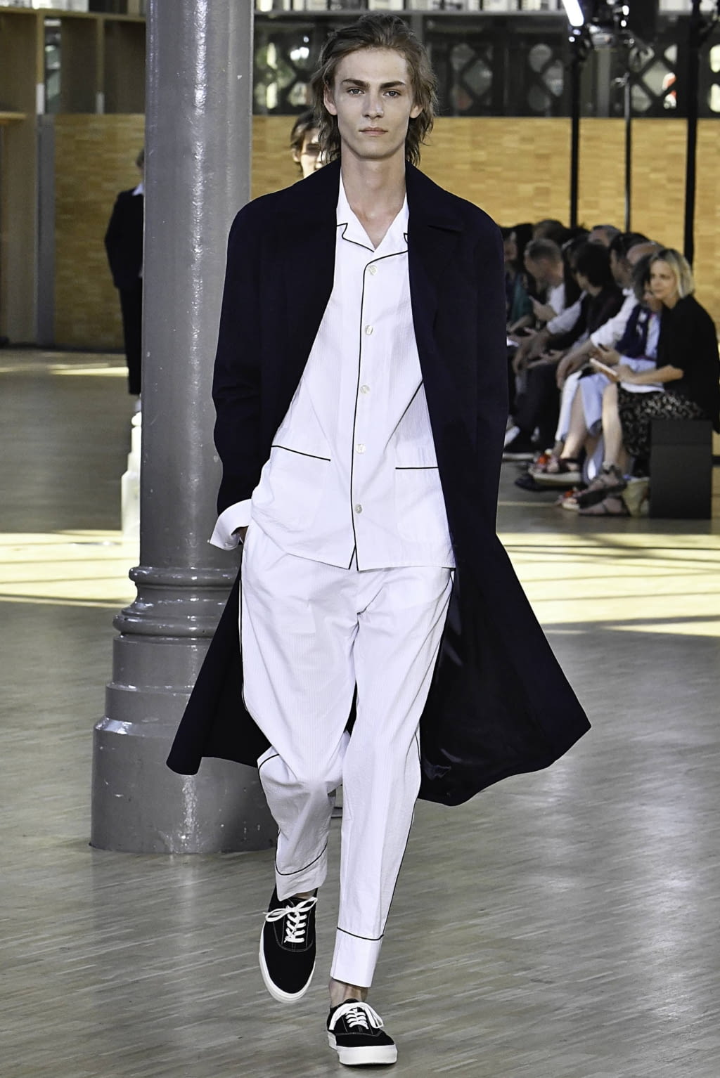 Fashion Week Paris Spring/Summer 2020 look 6 from the Officine Générale collection menswear