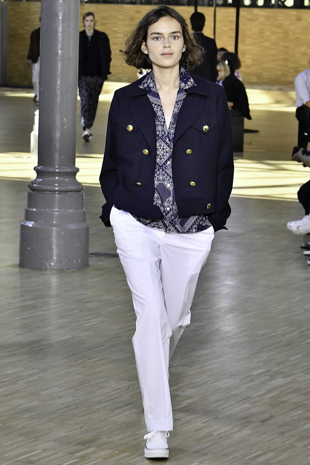 Fashion Week Paris Spring/Summer 2020 look 12 from the Officine Générale collection 男装