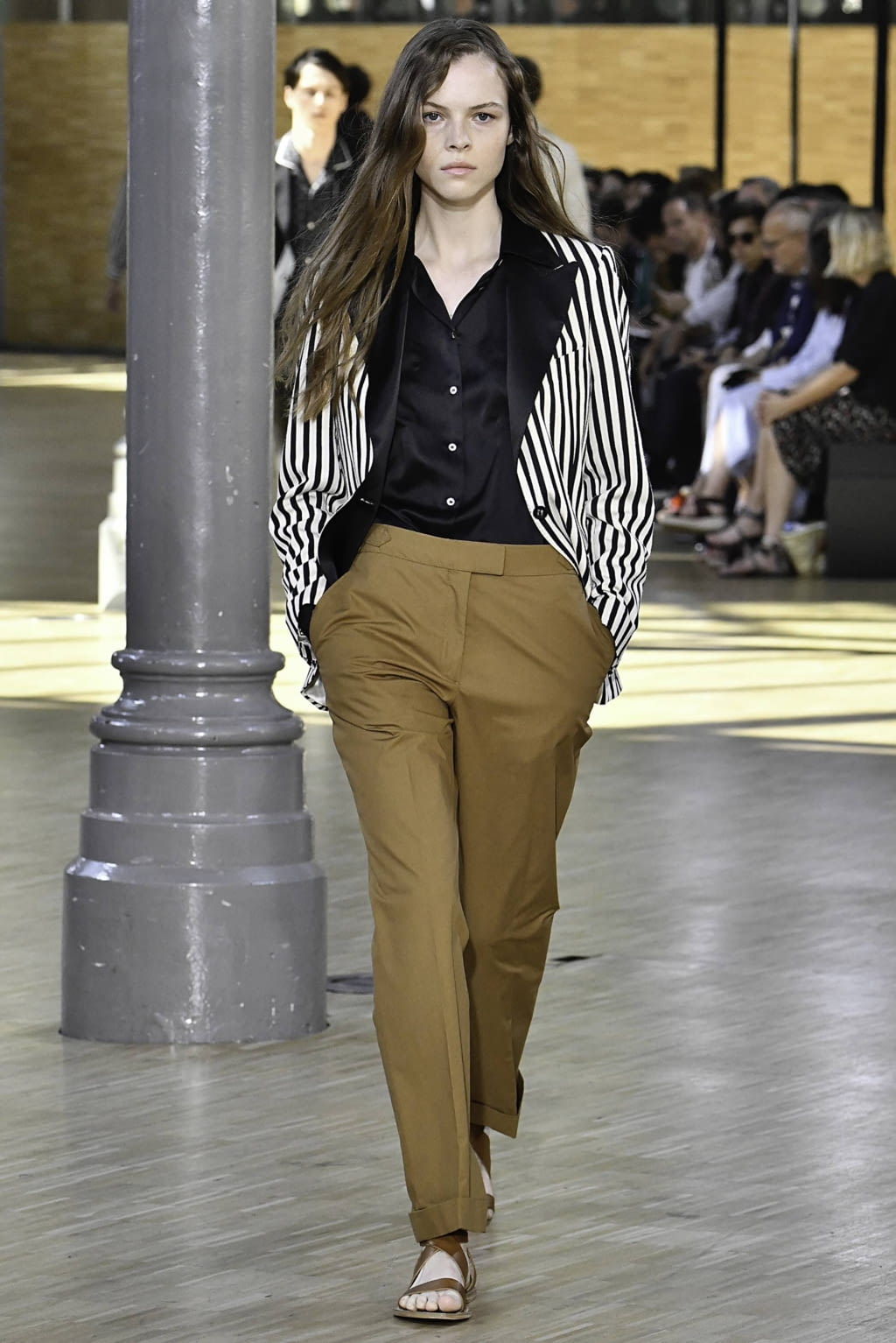 Fashion Week Paris Spring/Summer 2020 look 22 from the Officine Générale collection menswear