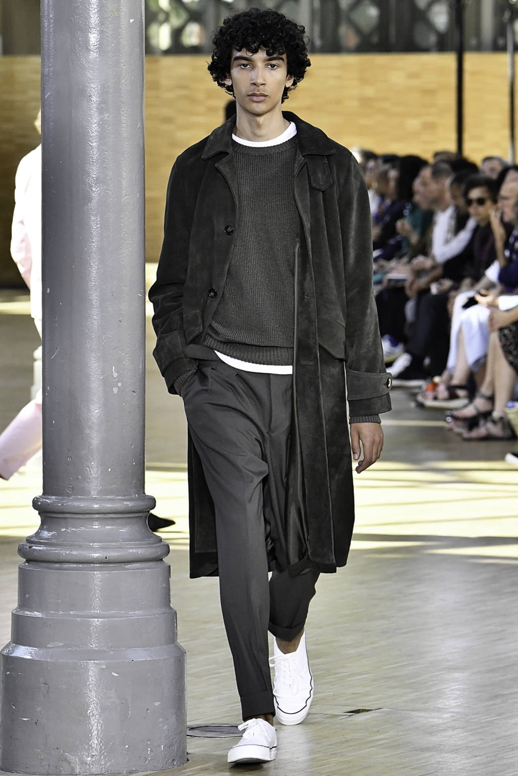 Fashion Week Paris Spring/Summer 2020 look 37 from the Officine Générale collection menswear
