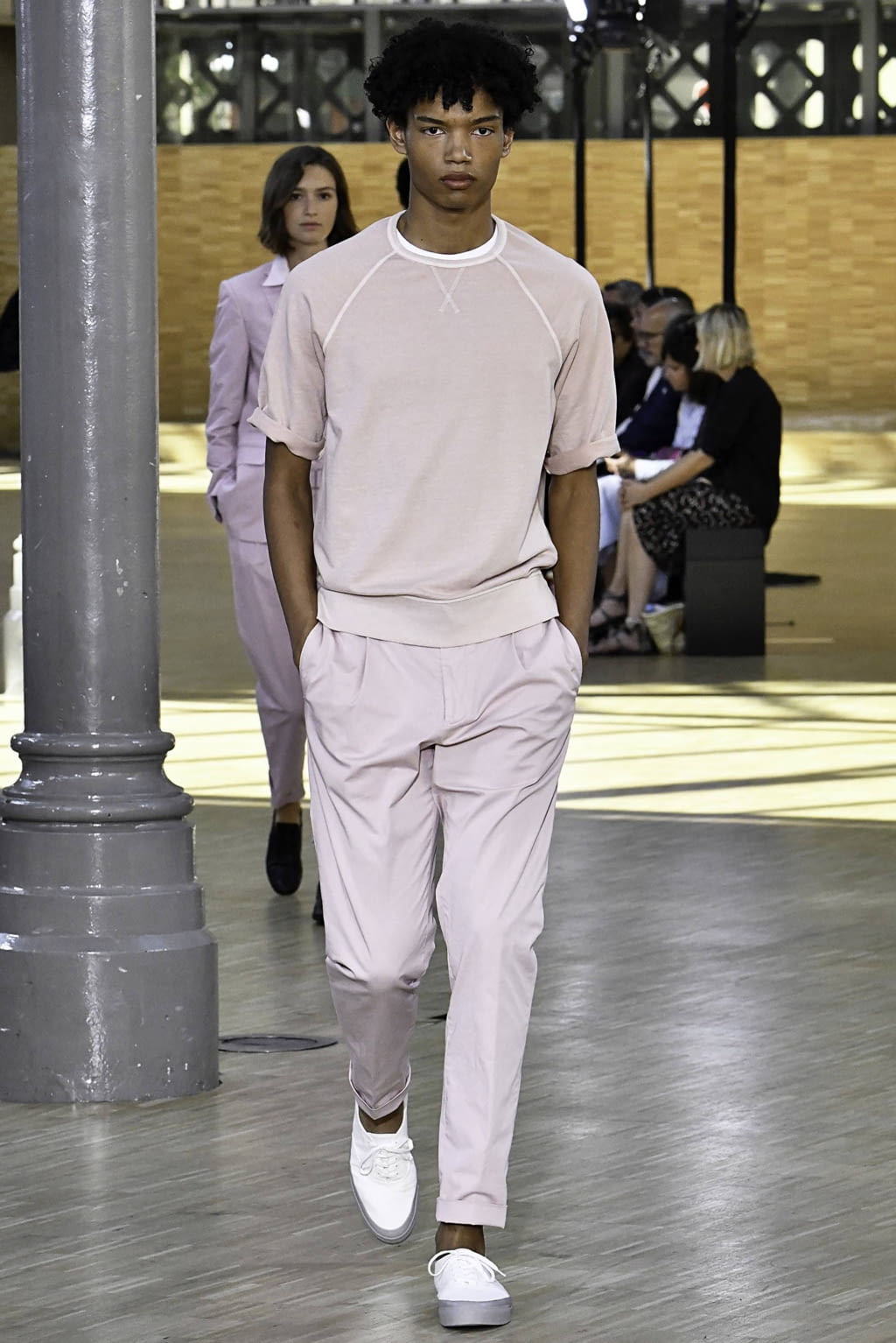 Fashion Week Paris Spring/Summer 2020 look 42 from the Officine Générale collection menswear