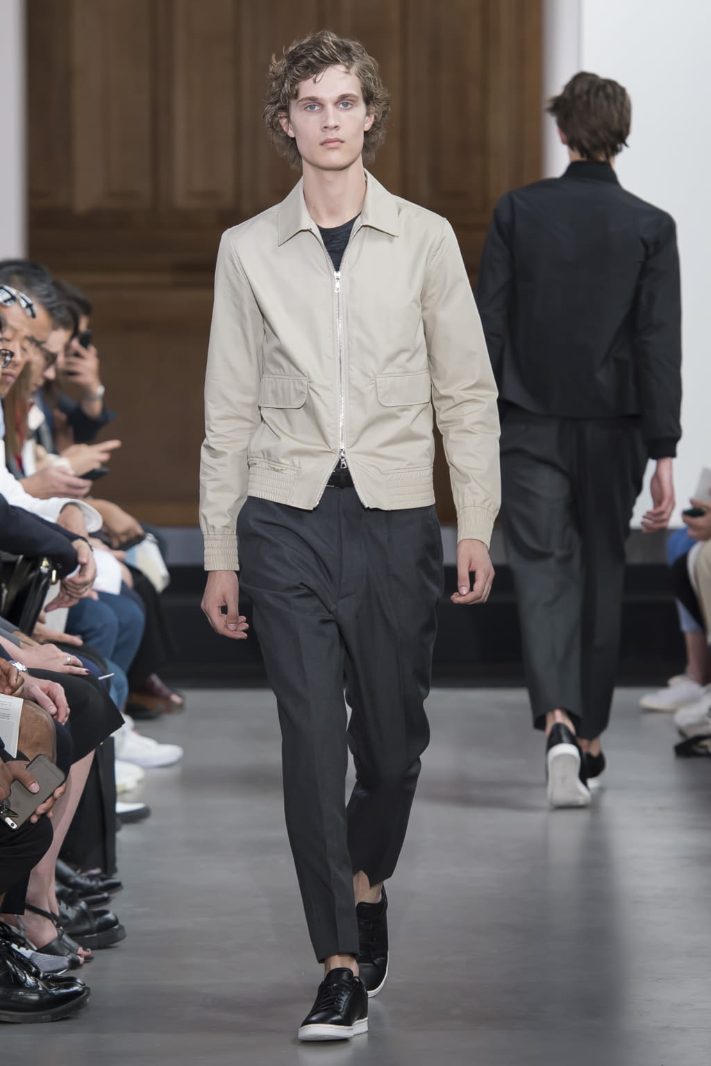 Fashion Week Paris Spring/Summer 2017 look 10 from the Officine Générale collection menswear