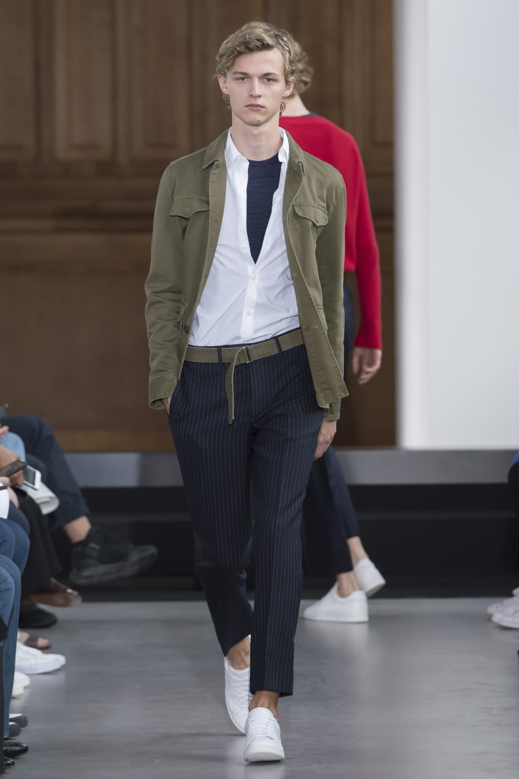 Fashion Week Paris Spring/Summer 2017 look 22 from the Officine Générale collection 男装