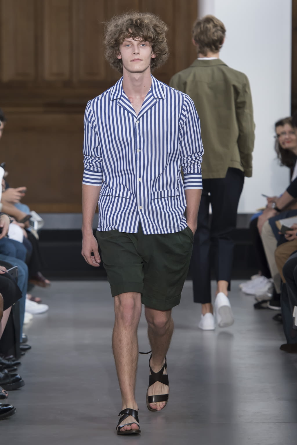 Fashion Week Paris Spring/Summer 2017 look 24 from the Officine Générale collection menswear