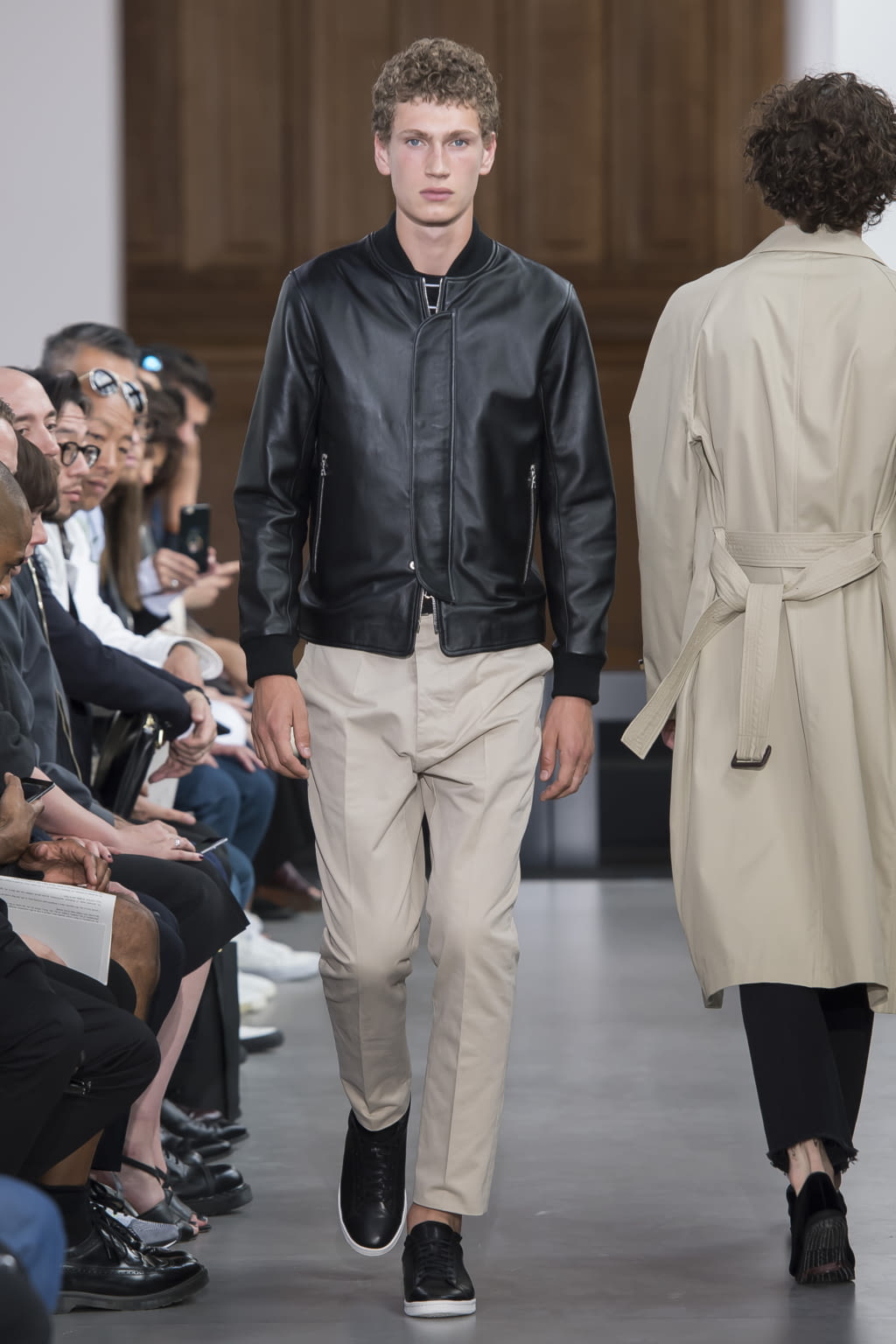 Fashion Week Paris Spring/Summer 2017 look 9 from the Officine Générale collection menswear