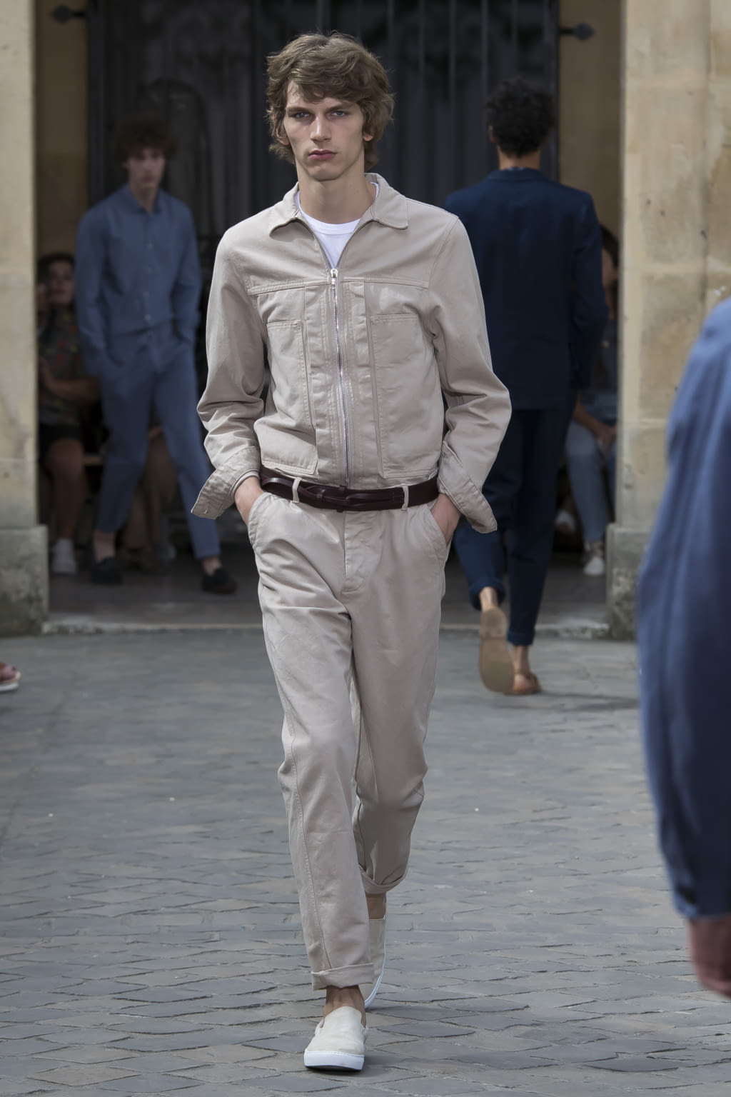 Fashion Week Paris Spring/Summer 2018 look 21 from the Officine Générale collection menswear