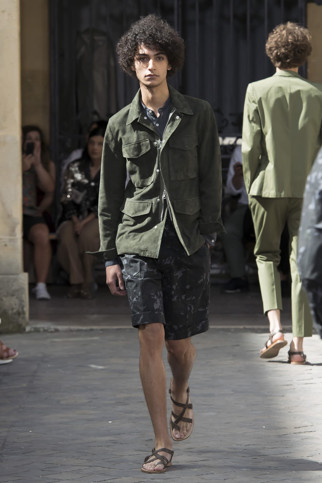 Fashion Week Paris Spring/Summer 2018 look 31 from the Officine Générale collection menswear
