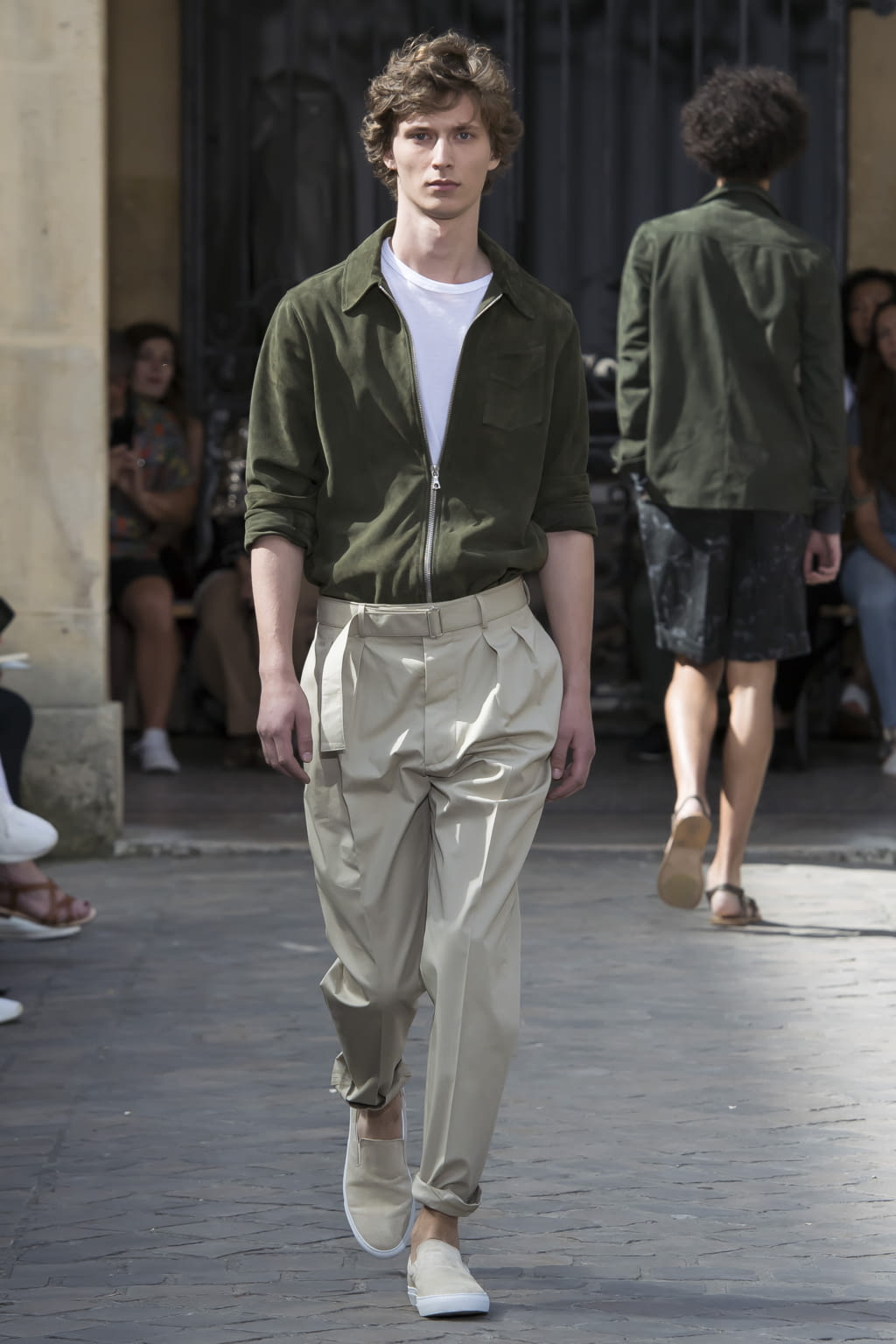 Fashion Week Paris Spring/Summer 2018 look 33 from the Officine Générale collection menswear