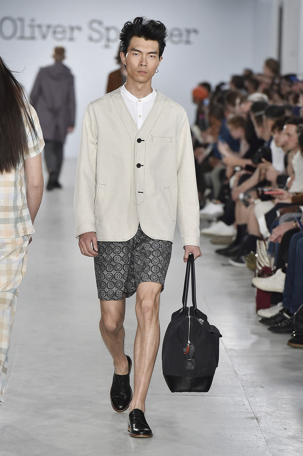 Fashion Week London Spring/Summer 2017 look 24 from the Oliver Spencer collection menswear