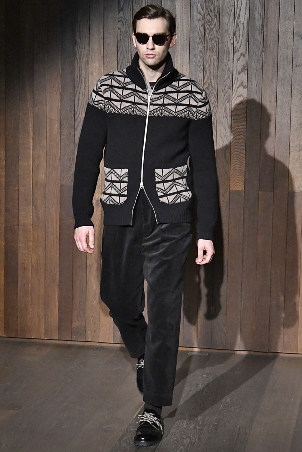 Fashion Week London Fall/Winter 2019 look 6 from the Oliver Spencer collection menswear