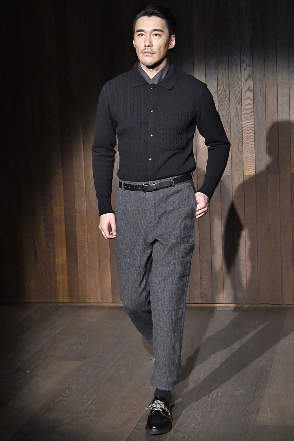 Fashion Week London Fall/Winter 2019 look 26 from the Oliver Spencer collection 男装