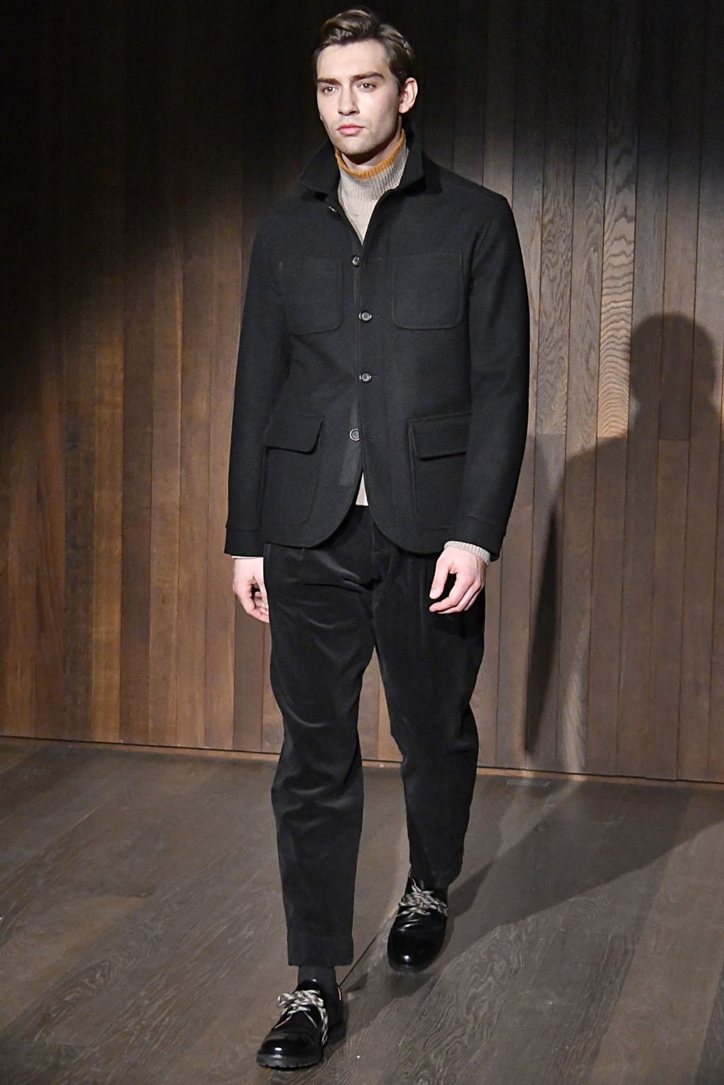 Fashion Week London Fall/Winter 2019 look 27 from the Oliver Spencer collection 男装