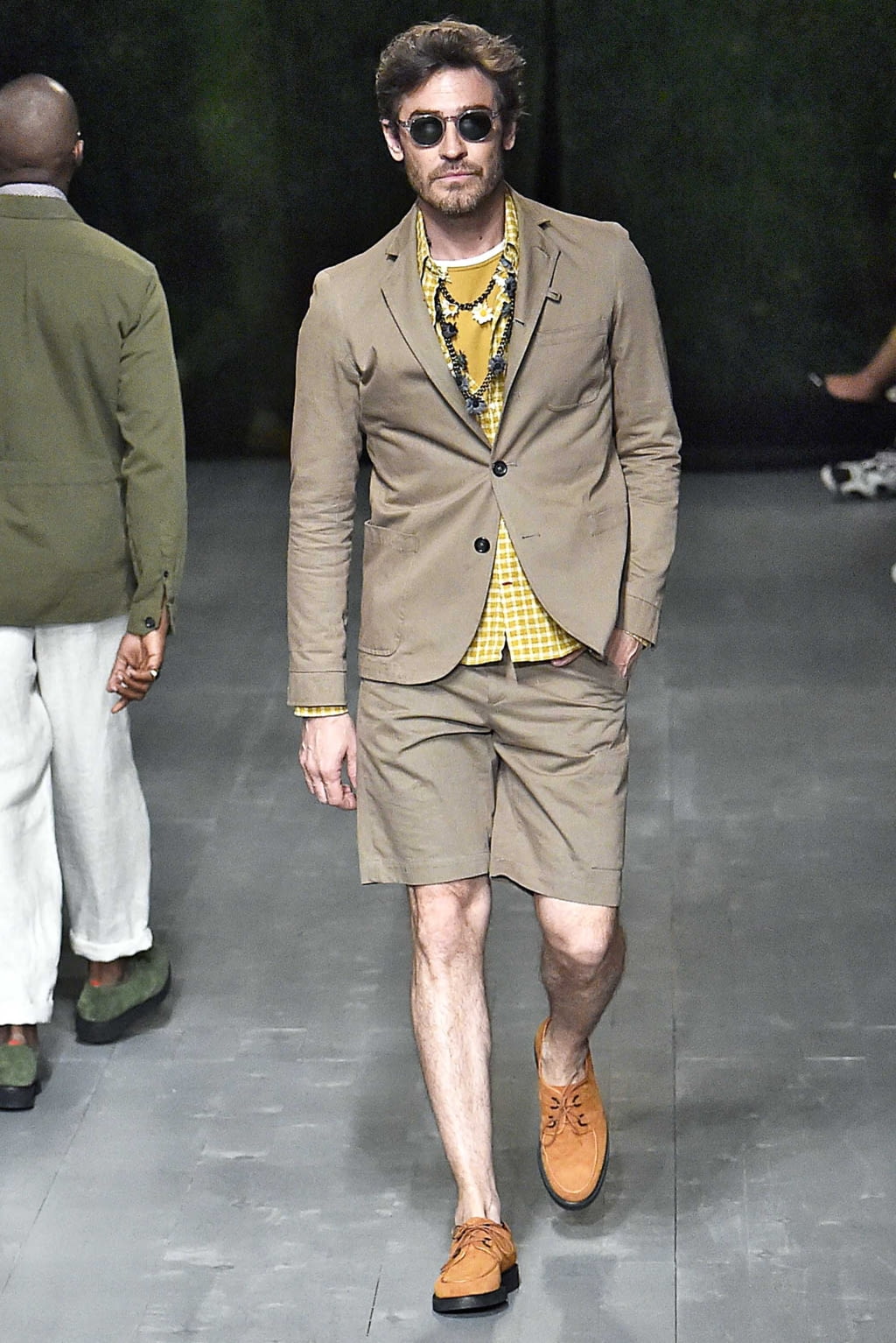 Fashion Week London Spring/Summer 2019 look 25 from the Oliver Spencer collection menswear