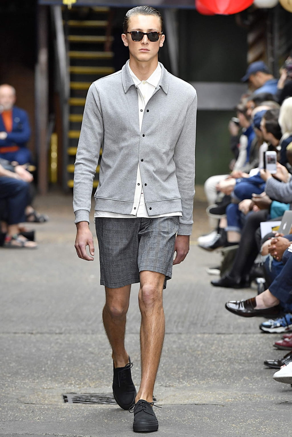 Fashion Week London Spring/Summer 2020 look 9 from the Oliver Spencer collection 男装
