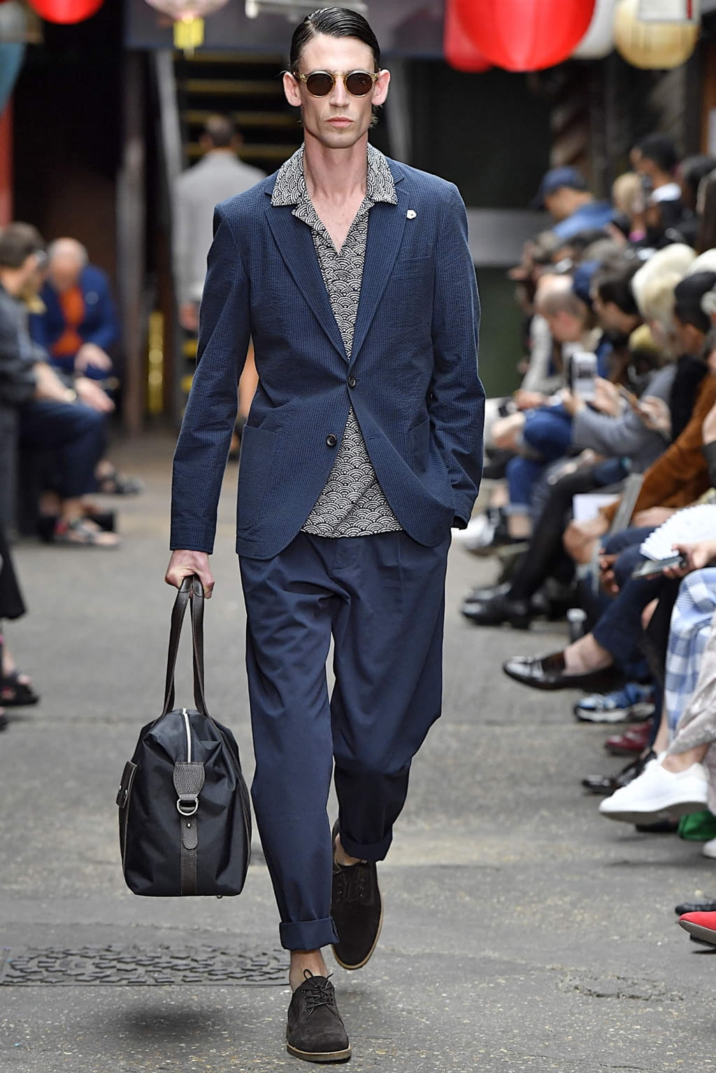 Fashion Week London Spring/Summer 2020 look 11 from the Oliver Spencer collection 男装