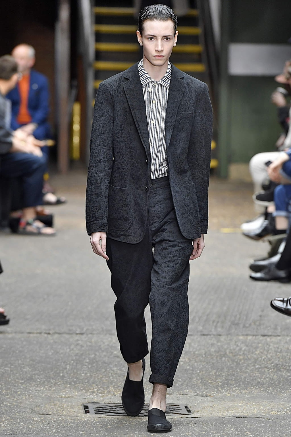 Fashion Week London Spring/Summer 2020 look 13 from the Oliver Spencer collection 男装