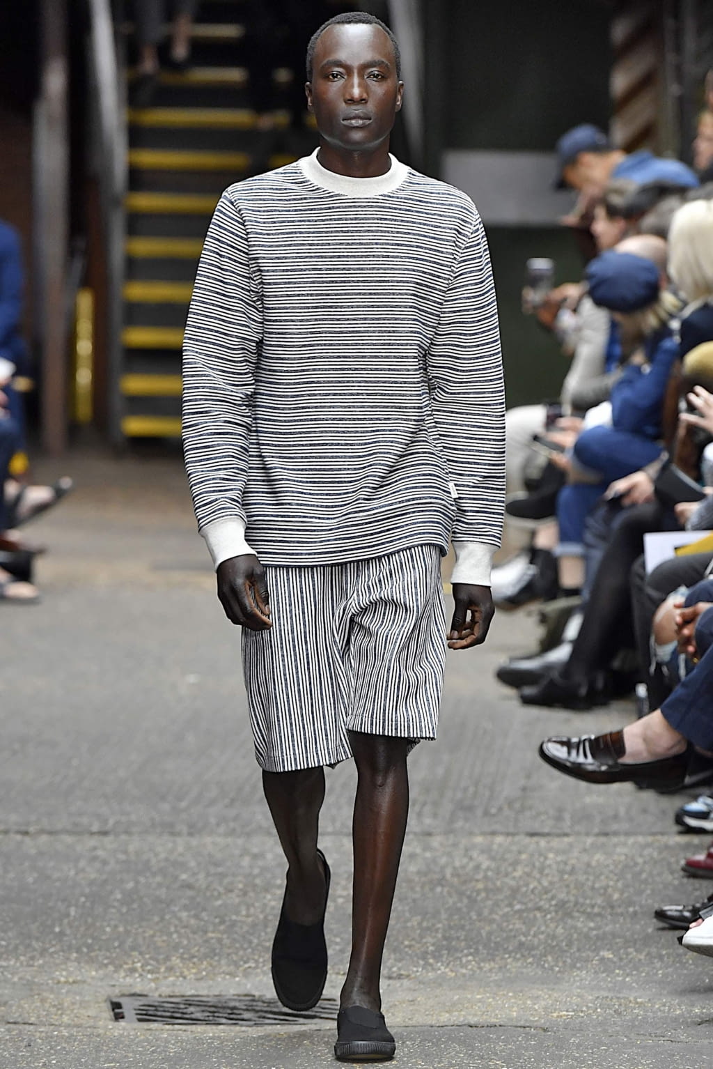 Fashion Week London Spring/Summer 2020 look 17 from the Oliver Spencer collection menswear