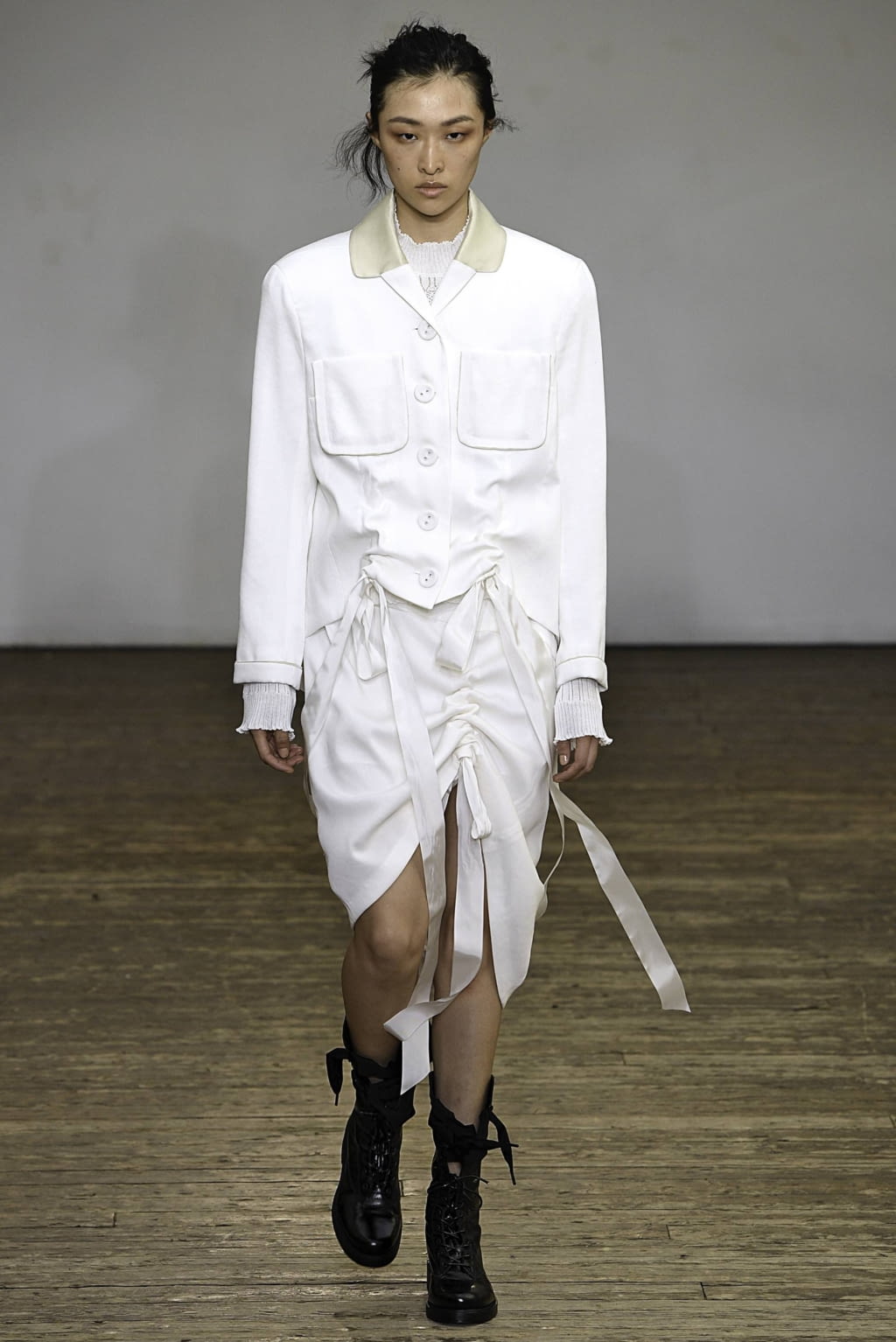Fashion Week Paris Spring/Summer 2019 look 24 from the Olivier Theyskens collection womenswear