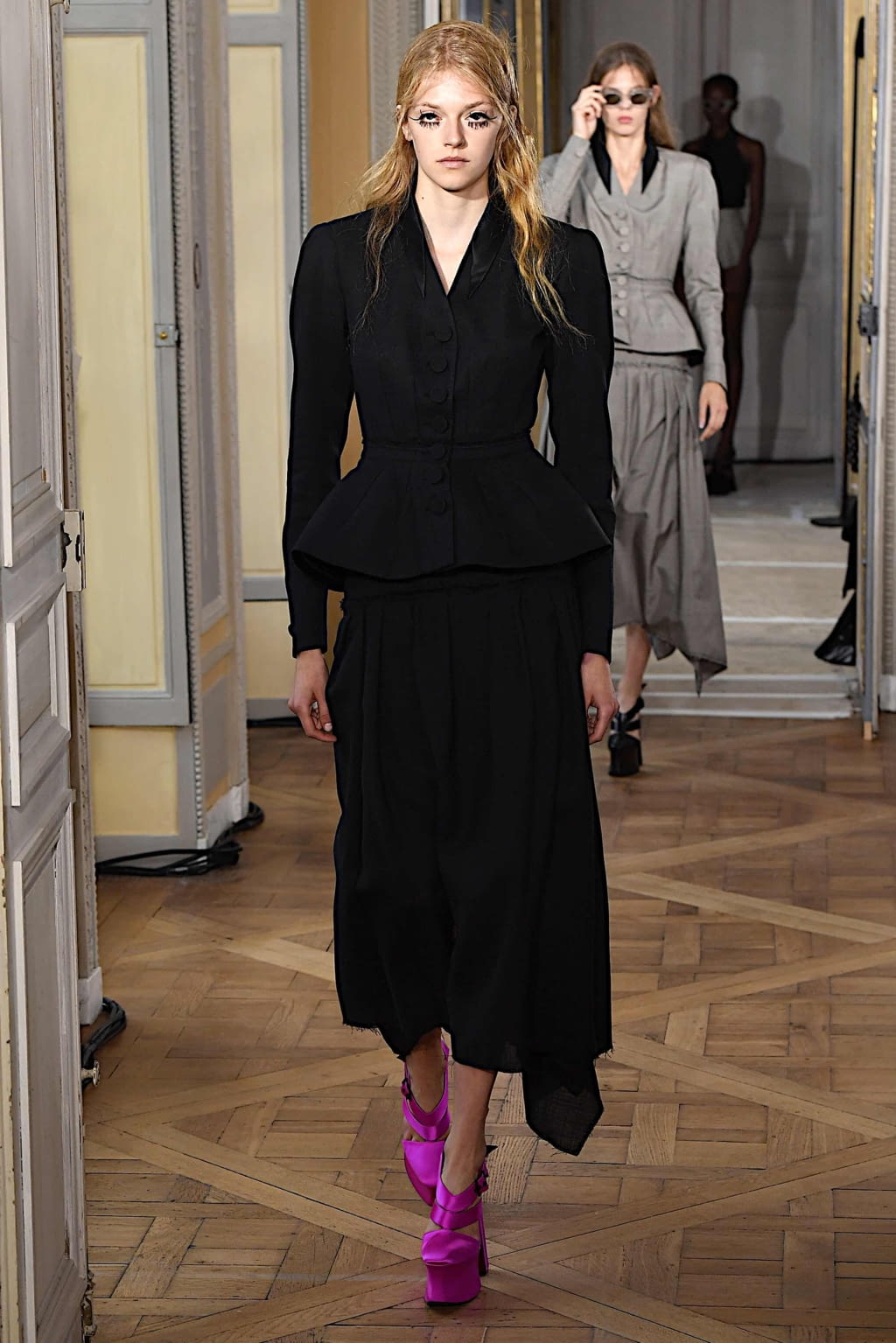 Fashion Week Paris Spring/Summer 2020 look 20 from the Olivier Theyskens collection womenswear