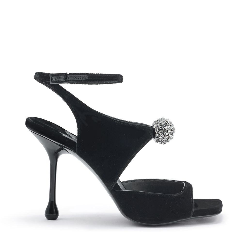 Fashion Week New York Spring/Summer 2025 look 21 from the Jimmy Choo collection womenswear accessories