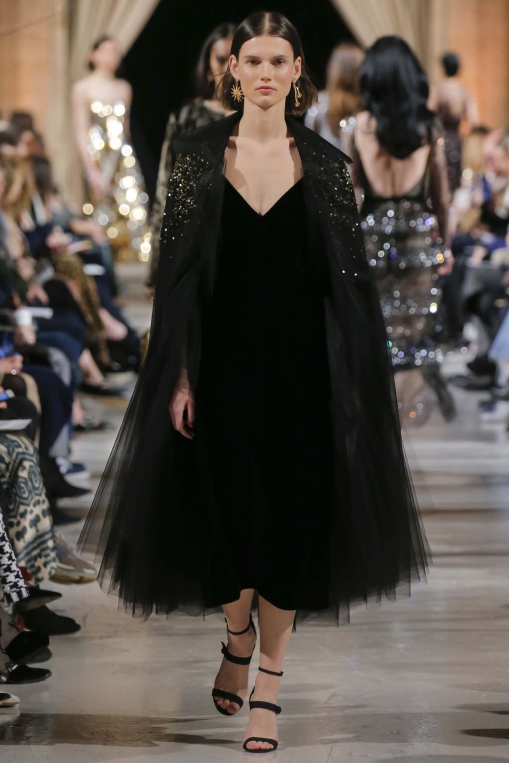 Fashion Week New York Fall/Winter 2018 look 52 from the Oscar de la Renta collection womenswear