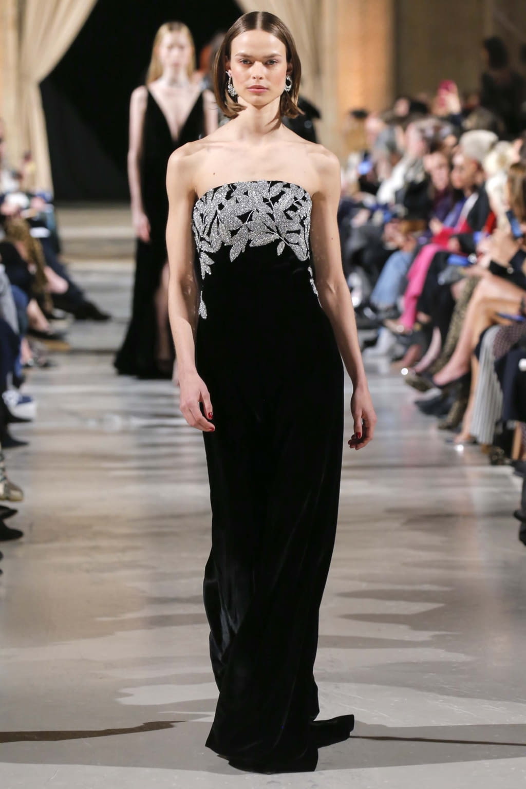 Fashion Week New York Fall/Winter 2018 look 60 from the Oscar de la Renta collection womenswear