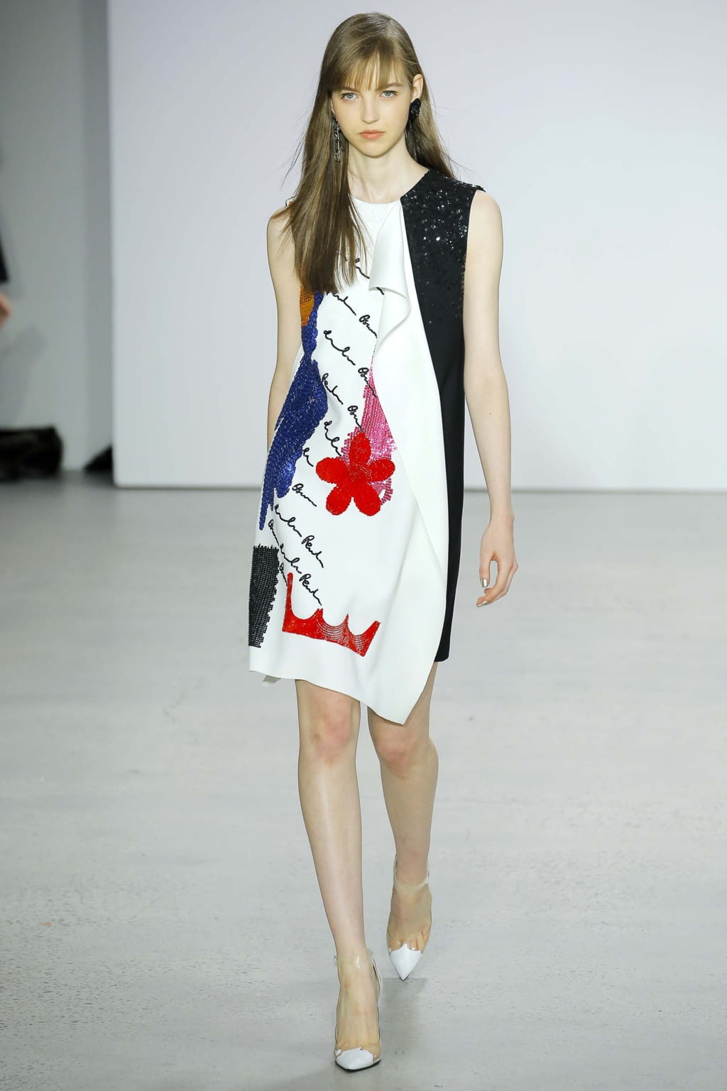 Fashion Week New York Spring/Summer 2018 look 15 from the Oscar de la Renta collection womenswear