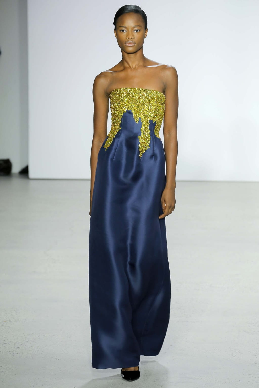 Fashion Week New York Spring/Summer 2018 look 37 from the Oscar de la Renta collection womenswear