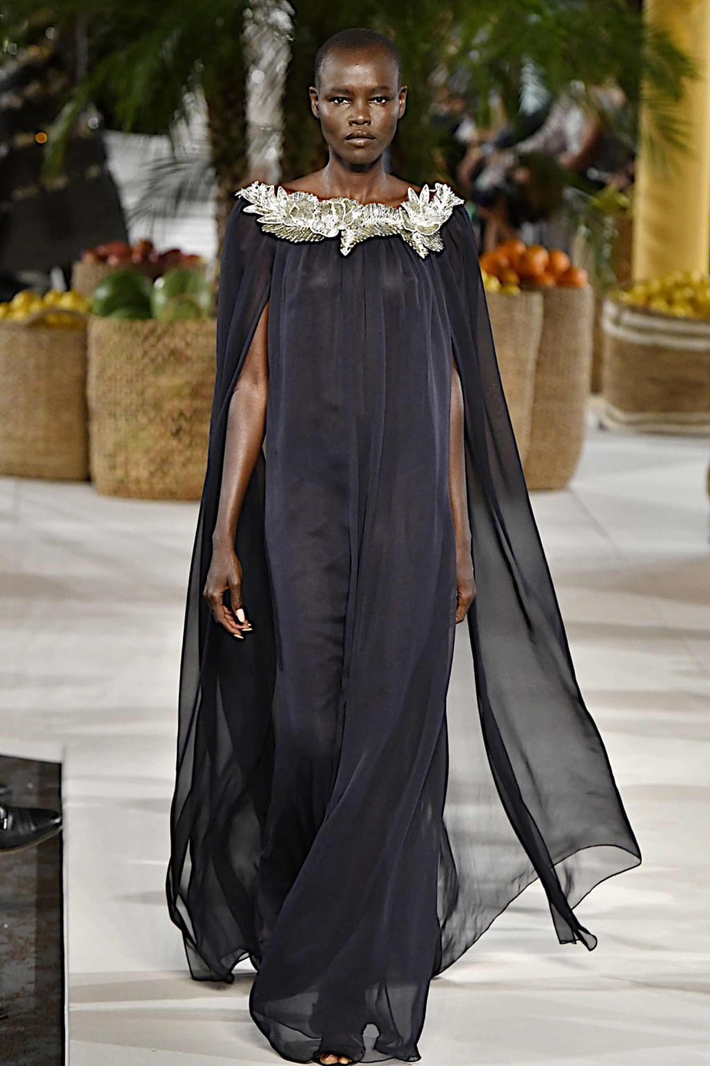 Fashion Week New York Spring/Summer 2020 look 54 from the Oscar de la Renta collection womenswear