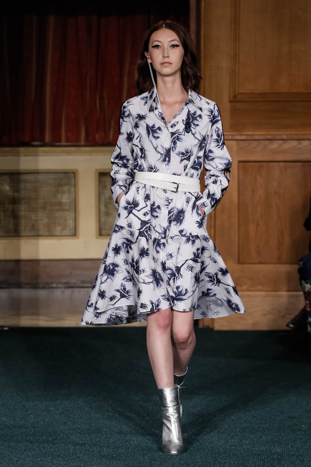 Fashion Week London Spring/Summer 2017 look 4 de la collection Osman womenswear