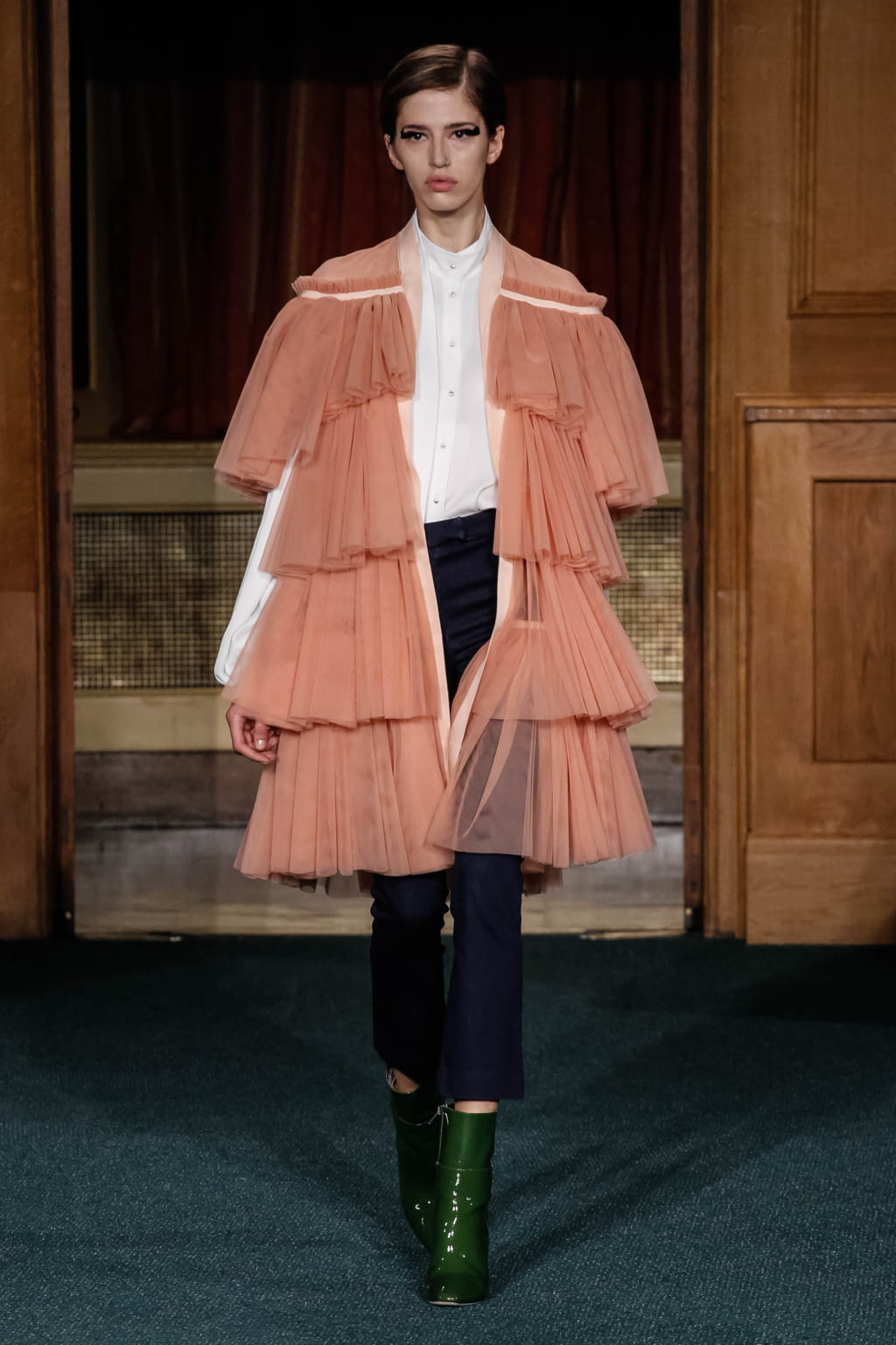 Fashion Week London Spring/Summer 2017 look 12 from the Osman collection 女装