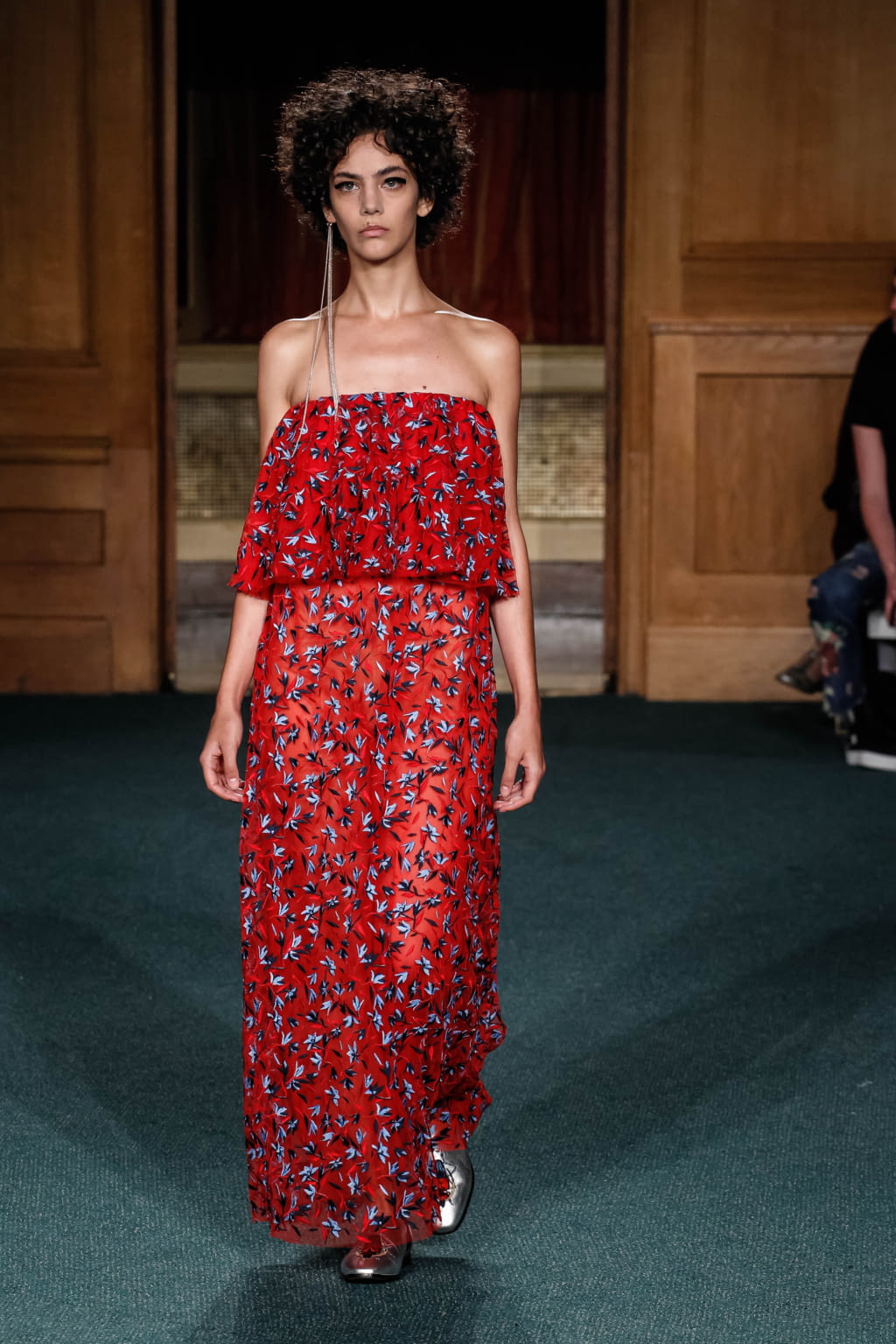 Fashion Week London Spring/Summer 2017 look 21 from the Osman collection womenswear
