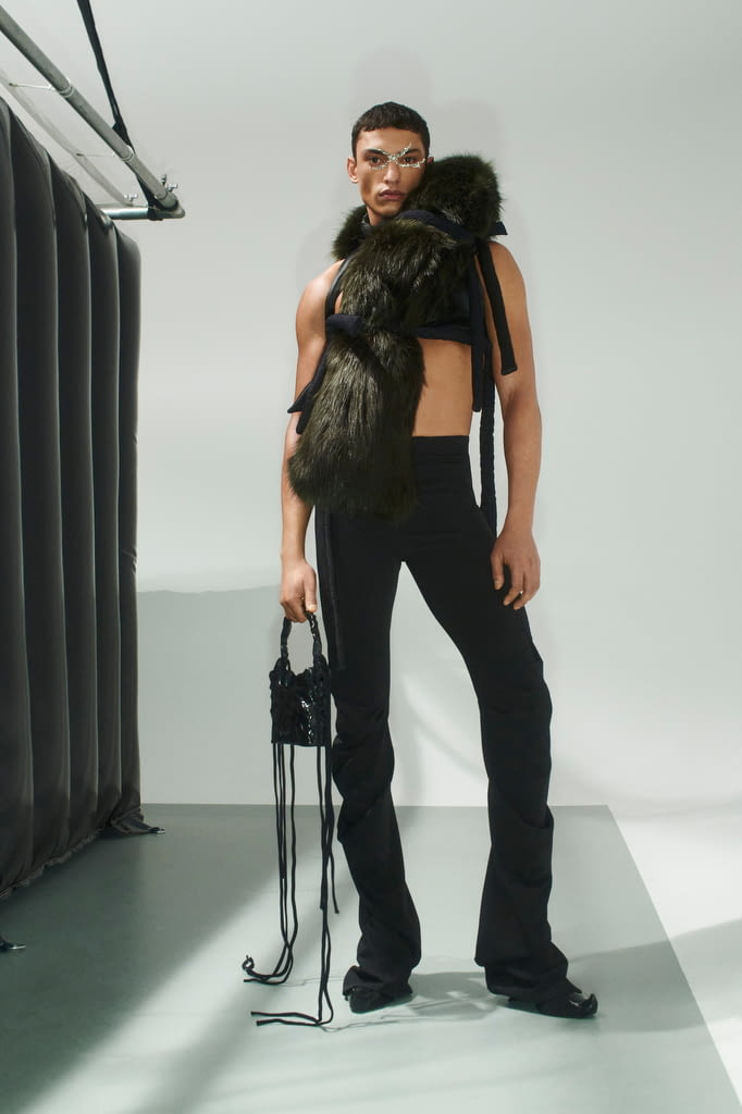 Fashion Week Paris Fall/Winter 2022 look 41 de la collection Ottolinger womenswear