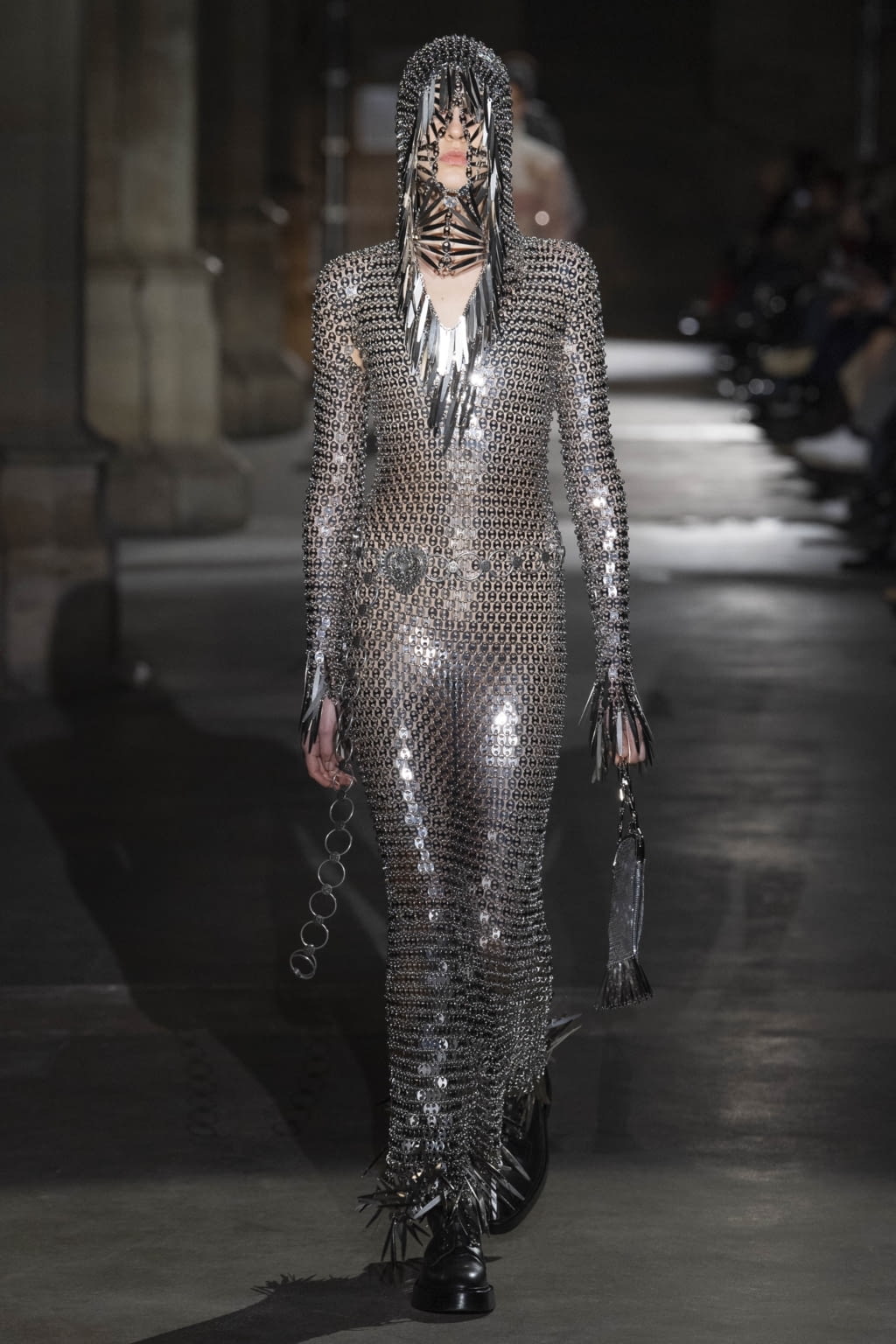 Fashion Week Paris Fall/Winter 2020 look 14 from the Rabanne collection womenswear