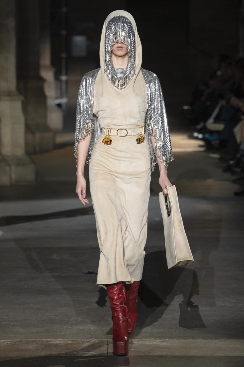 Fashion Week Paris Fall/Winter 2020 look 37 from the Rabanne collection womenswear