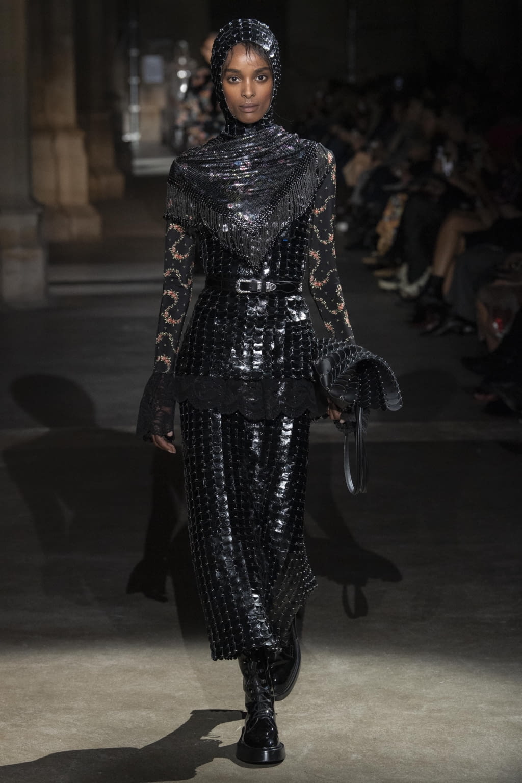 Fashion Week Paris Fall/Winter 2020 look 38 from the Rabanne collection womenswear