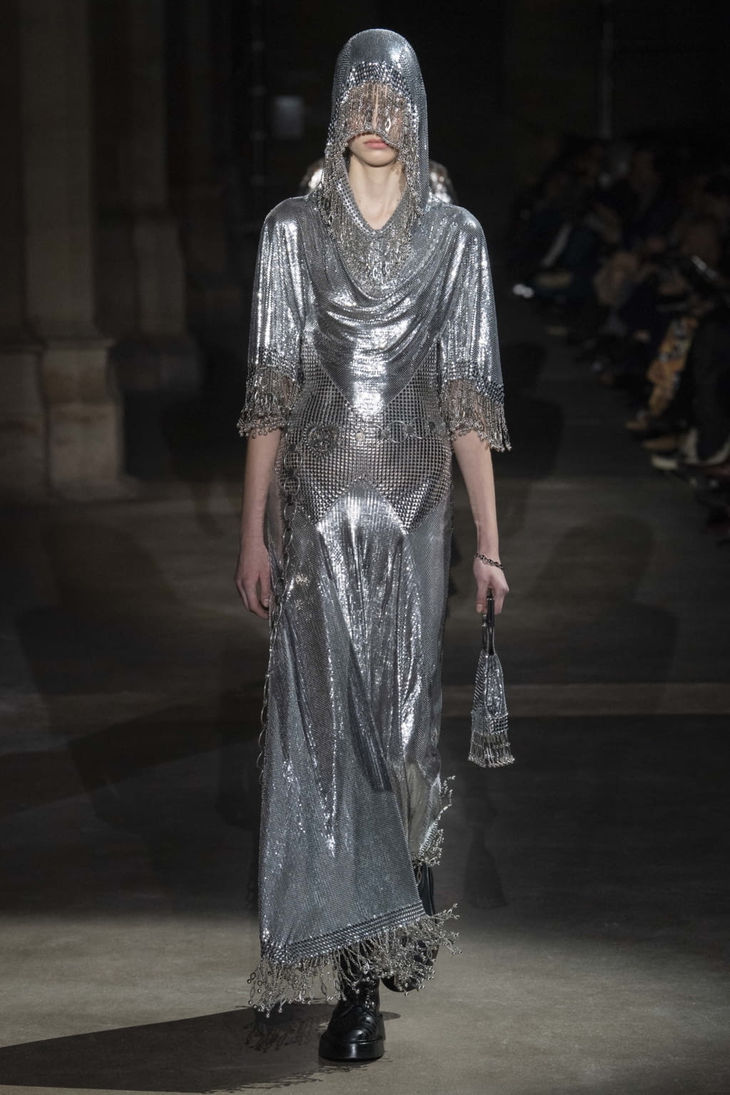 Fashion Week Paris Fall/Winter 2020 look 42 from the Rabanne collection womenswear