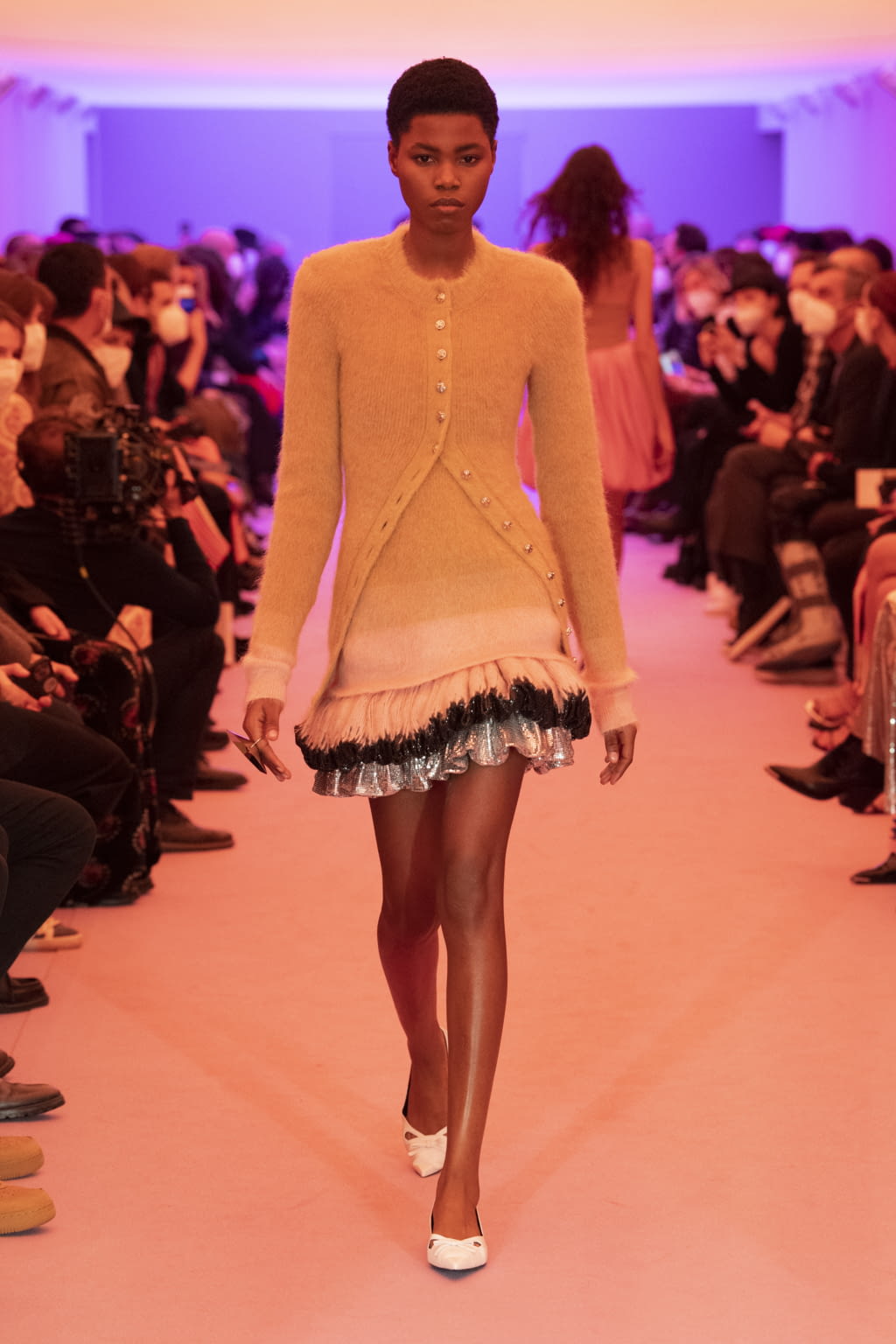 Fashion Week Paris Fall/Winter 2022 look 14 from the Rabanne collection womenswear