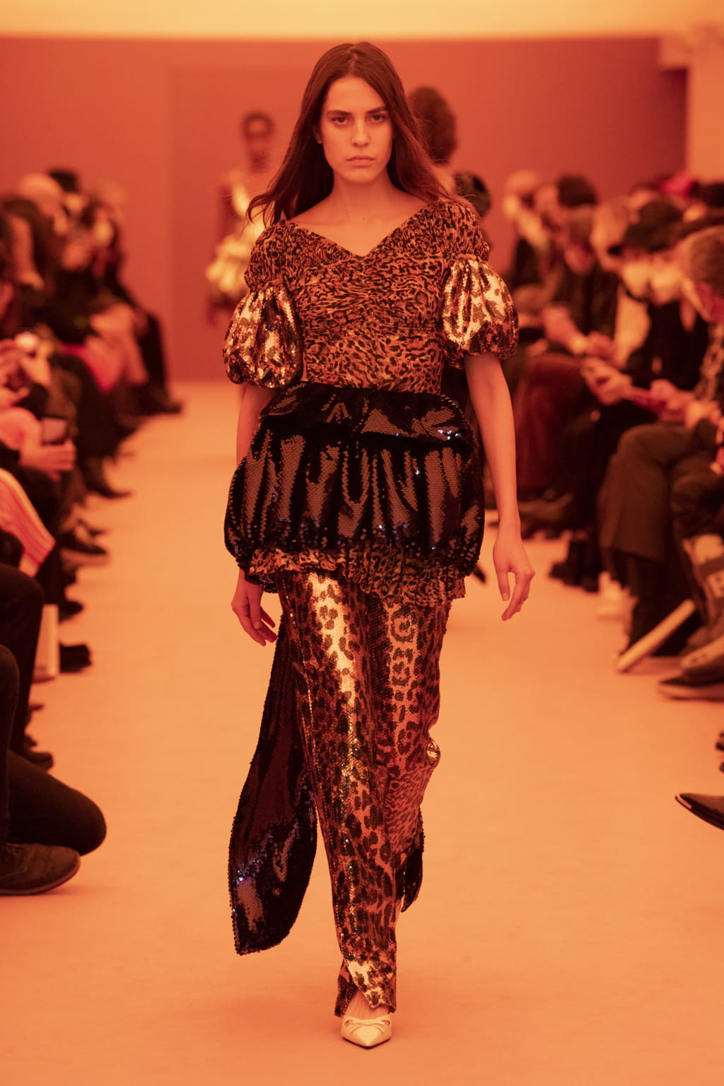 Fashion Week Paris Fall/Winter 2022 look 16 de la collection Rabanne womenswear