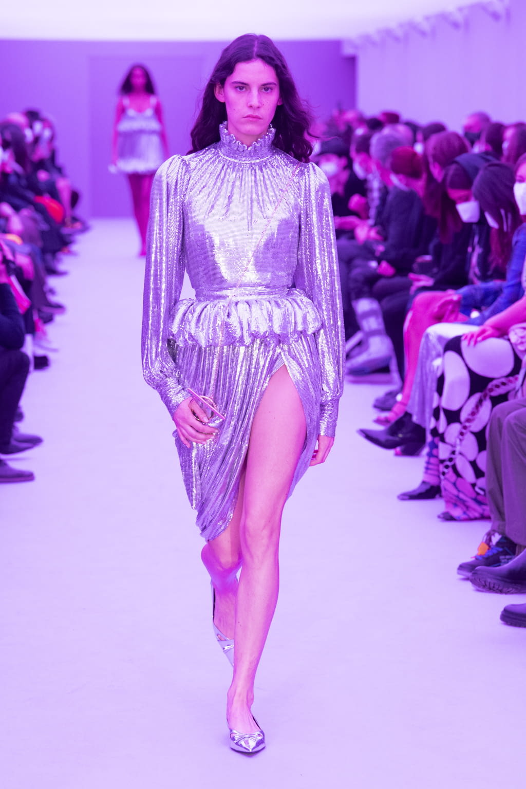 Fashion Week Paris Fall/Winter 2022 look 32 from the Rabanne collection 女装