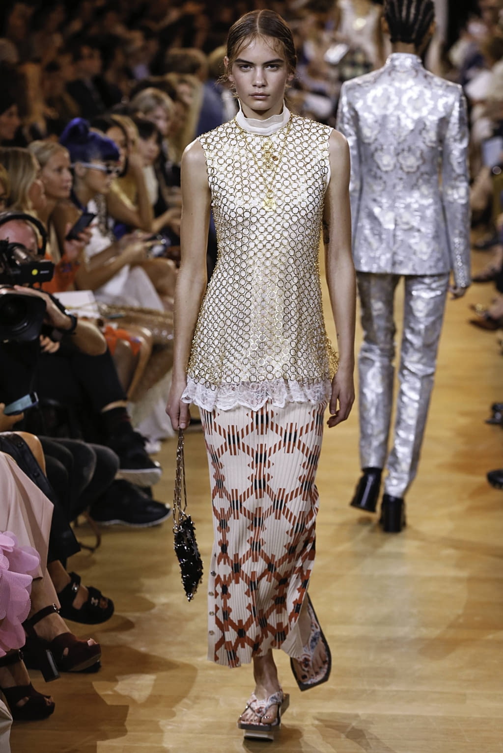 Fashion Week Paris Spring/Summer 2019 look 12 from the Rabanne collection womenswear