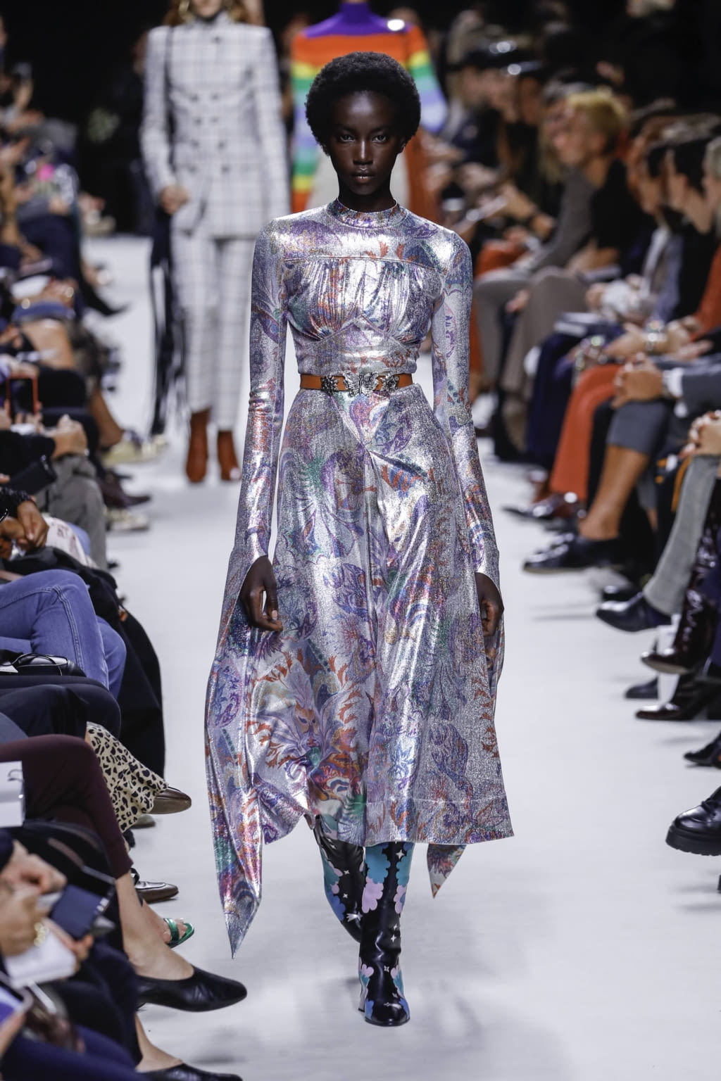 Fashion Week Paris Spring/Summer 2020 look 16 de la collection Rabanne womenswear