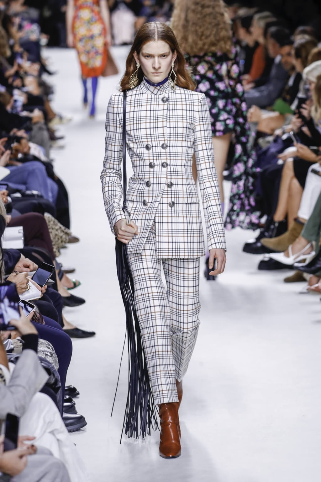 Fashion Week Paris Spring/Summer 2020 look 19 from the Rabanne collection 女装