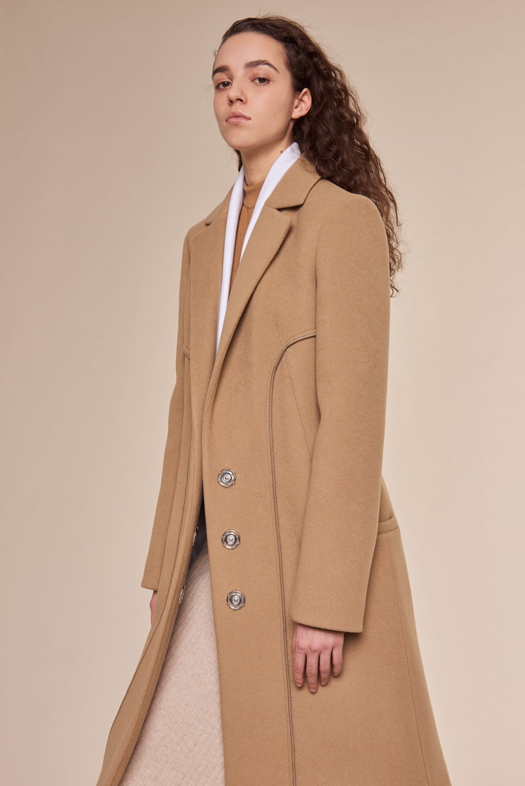 Fashion Week Paris Pre-Fall 2017 look 12 from the Rabanne collection 女装