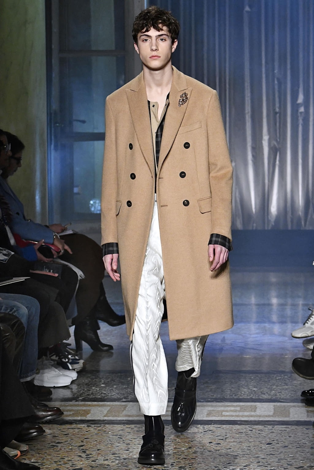 Fashion Week Milan Fall/Winter 2019 look 3 from the Pal Zileri collection menswear