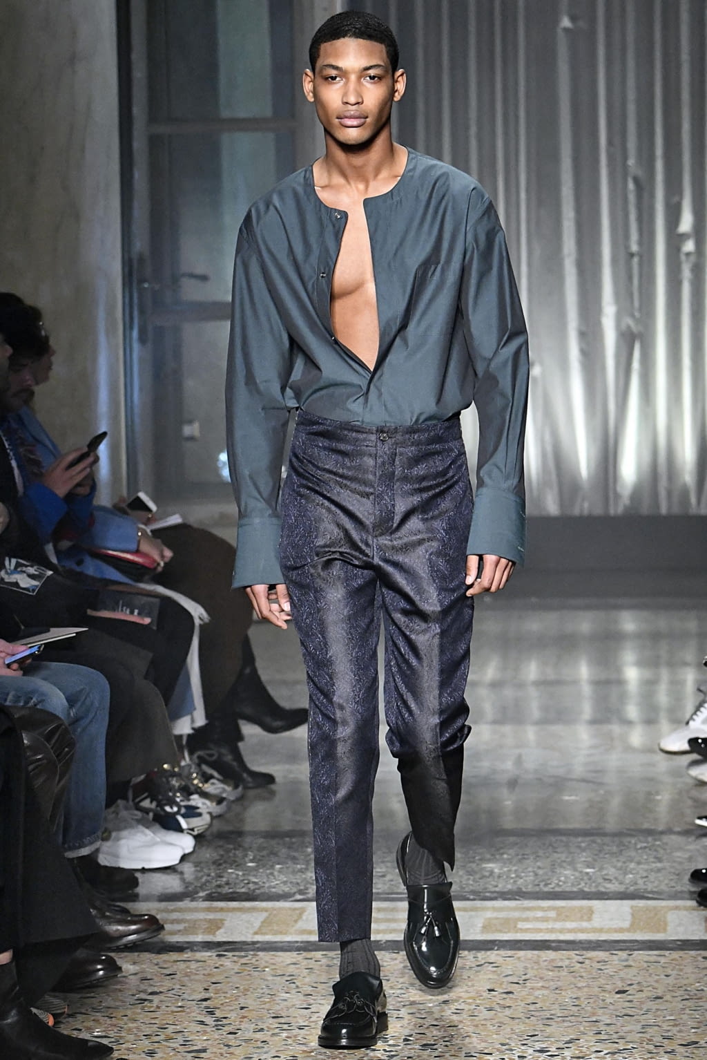 Fashion Week Milan Fall/Winter 2019 look 12 from the Pal Zileri collection menswear